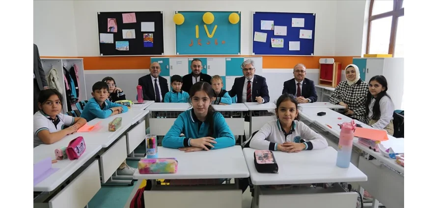 Gürcistan Uluslararası Maarif Okullarının yeni binası törenle açıldı