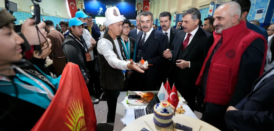 Maarif Okulları 16. Uluslararası MEB Robot Yarışmasında Büyük Başarı 