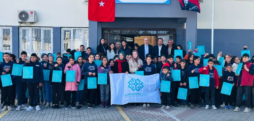 Türkiye Maarif Vakfından Hatay'daki Kütüphanelere Kitap Desteği