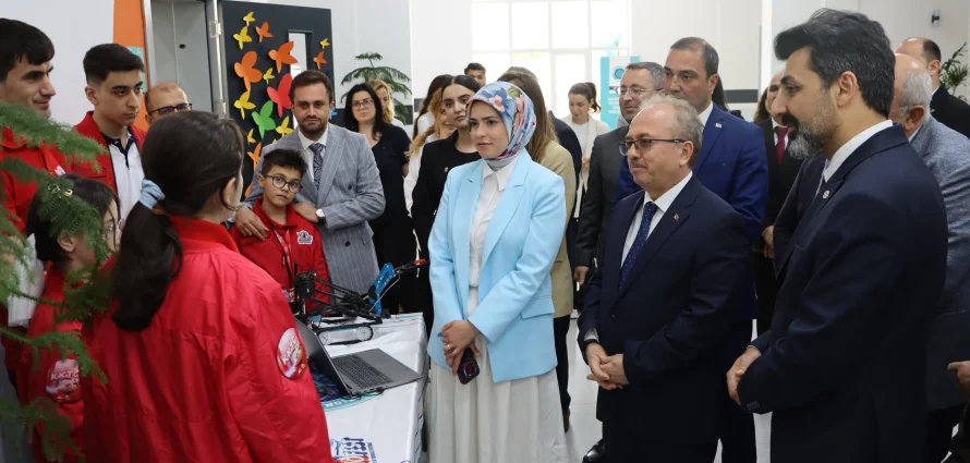 Une Initiative Scientifique et Technologique de la Fondation Maarif en Azerbaïdjan