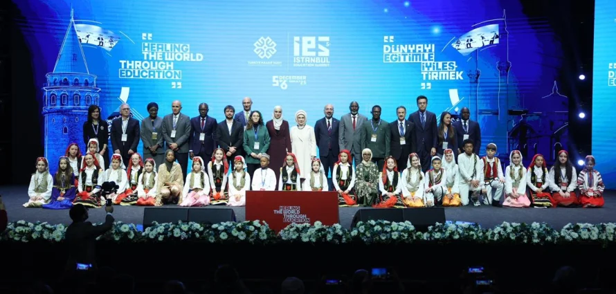 Le Sommet de l’Éducation d’Istanbul organisé cette année sous le thème “Guérir le Monde par l’Éducation”