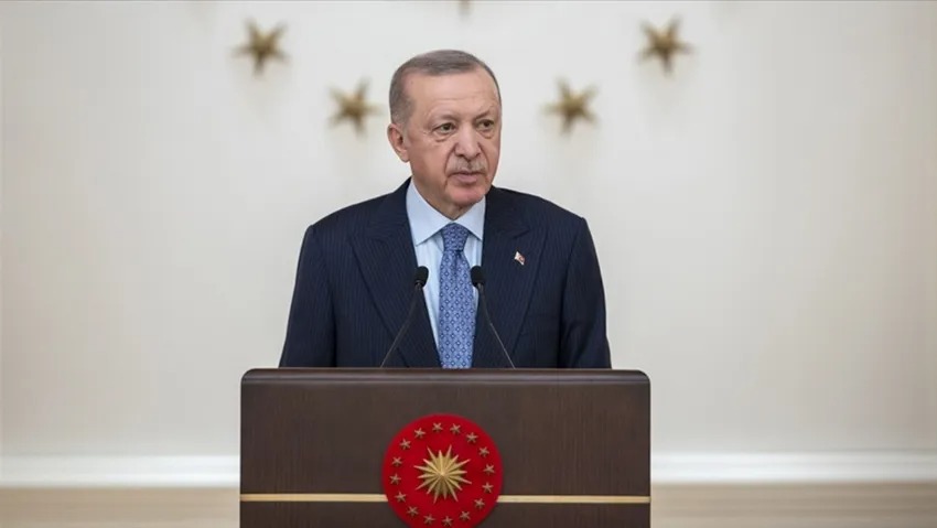 Cumhurbaşkanı Erdoğan: “Türk Hava Yolları, TİKA, Yurtdışı Türkler Başkanlığı, Yunus Emre Enstitüsü, Türkiye Maarif Vakfı ve Türk Kızılay gibi kuruluşlarımız diplomatik hedeflerimize ulaşmamıza destek sağlıyor.”