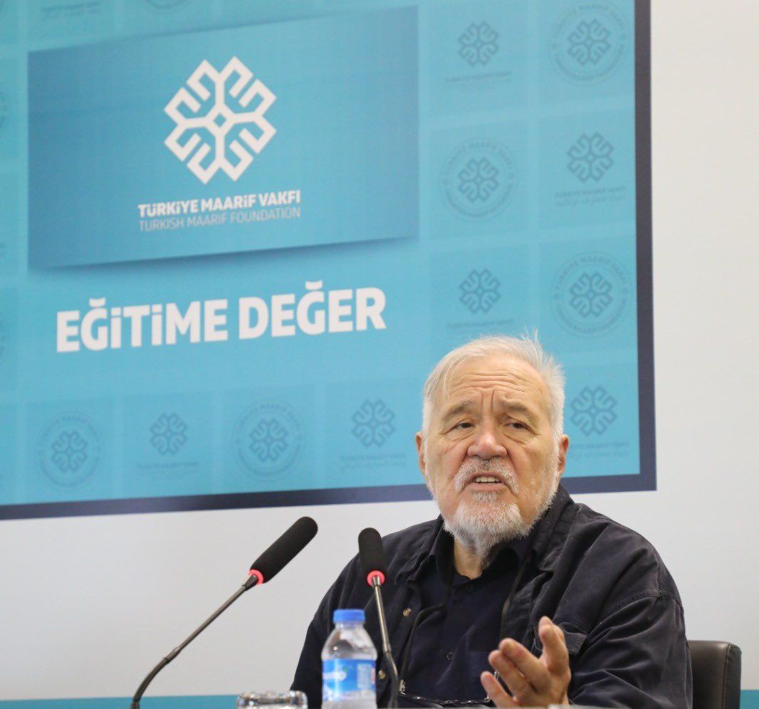 Prof. Dr. İlber Ortaylı: “Dünyaya Türkçe öğretmek ırkçılık değil, kültür paylaşımıdır”