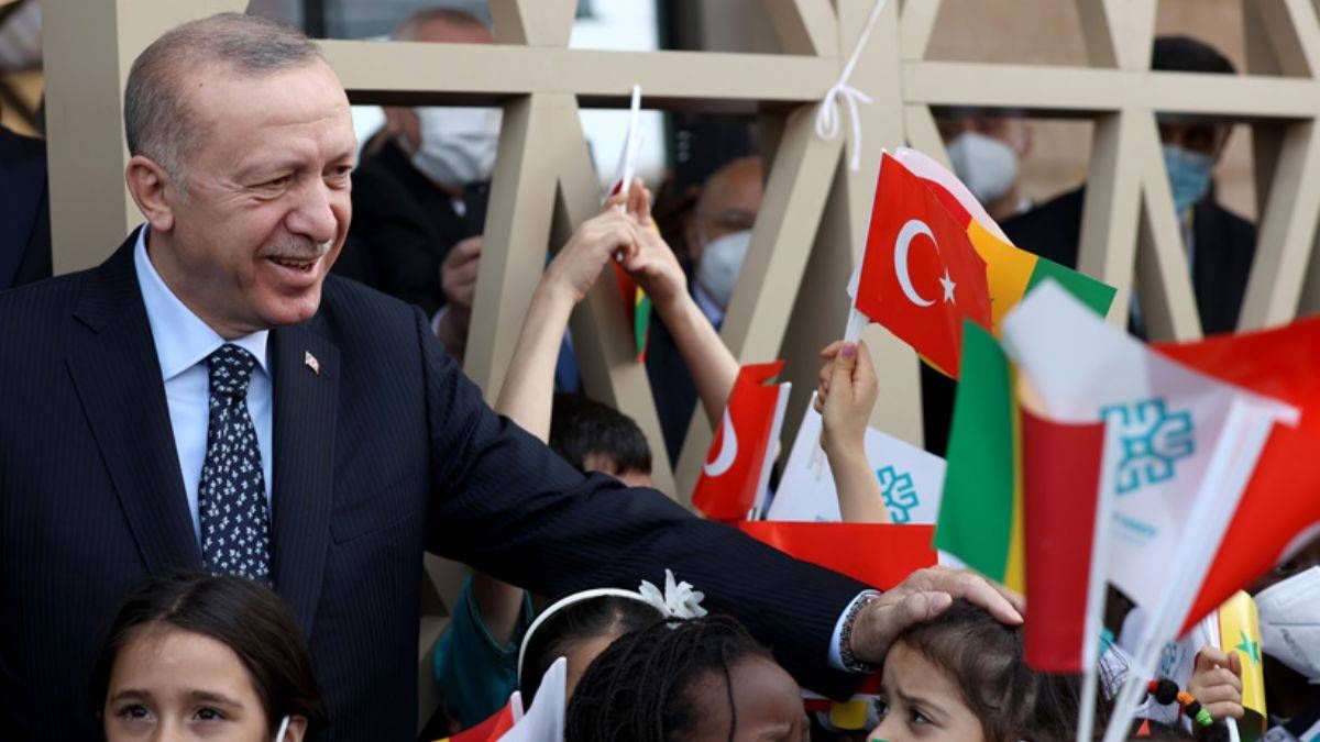 Cumhurbaşkanı Erdoğan: “Güzel yavrularımız, geleceğin Senegal’inde önemli görevler alacaklar”