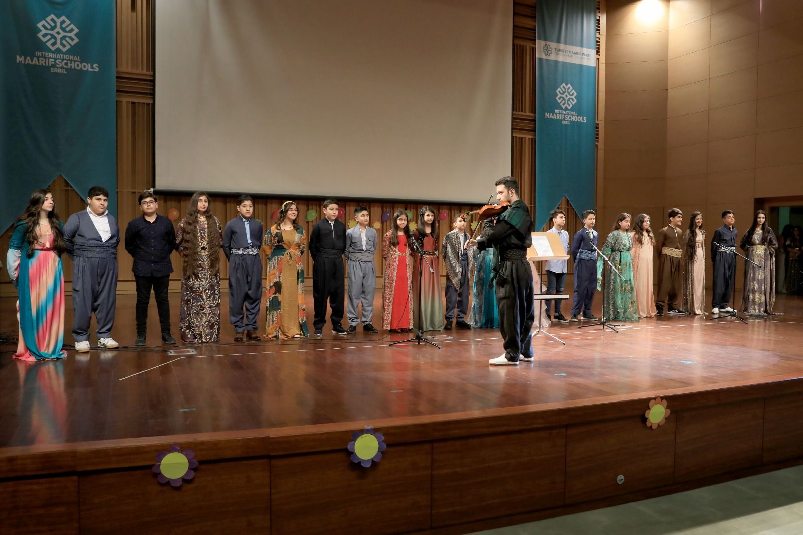 Erbil Uluslararası Maarif Okulunun Kültürel Etkinliğine Yoğun İlgi