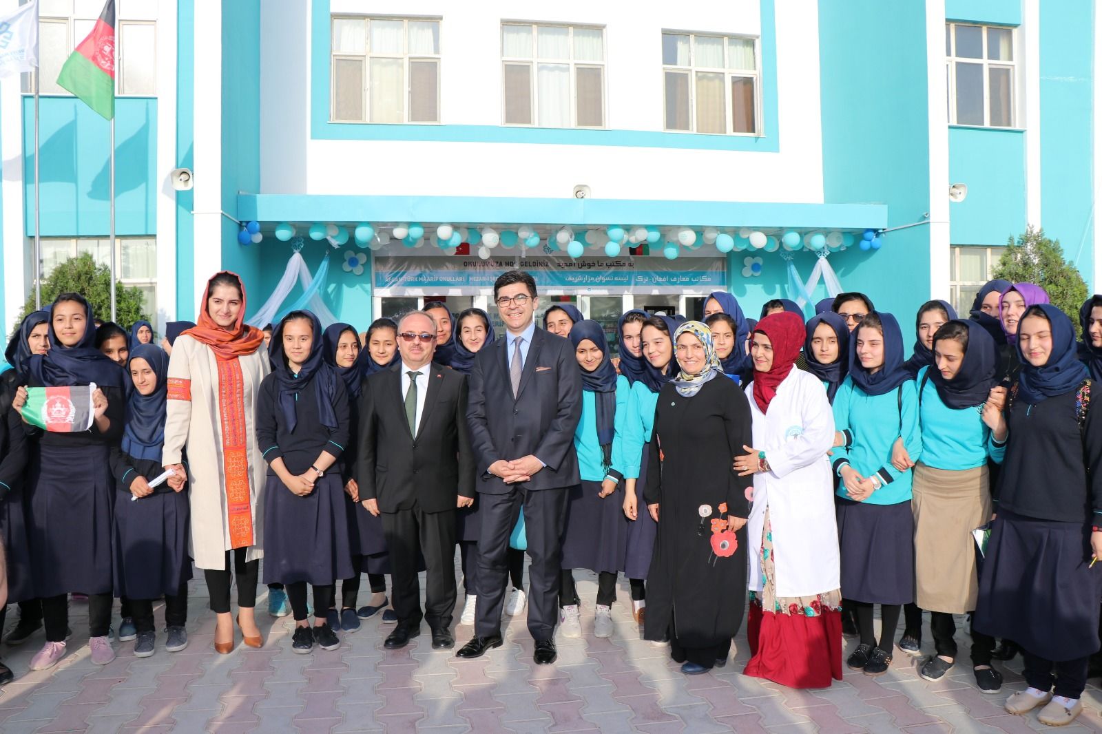 Afgan-Türk Maarif Erkek ve Kız Liseleri Mezar-ı Şerif’te Eğitime Başladı