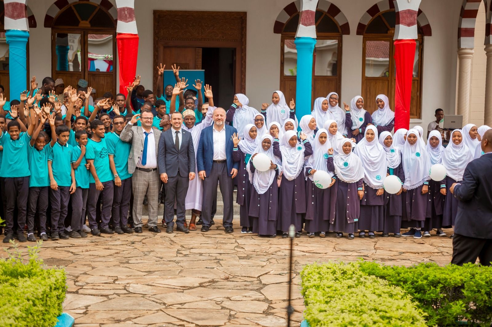 Türkiye Maarif Vakfı Zanzibar Hacı Ayşe Var Okulu Açıldı